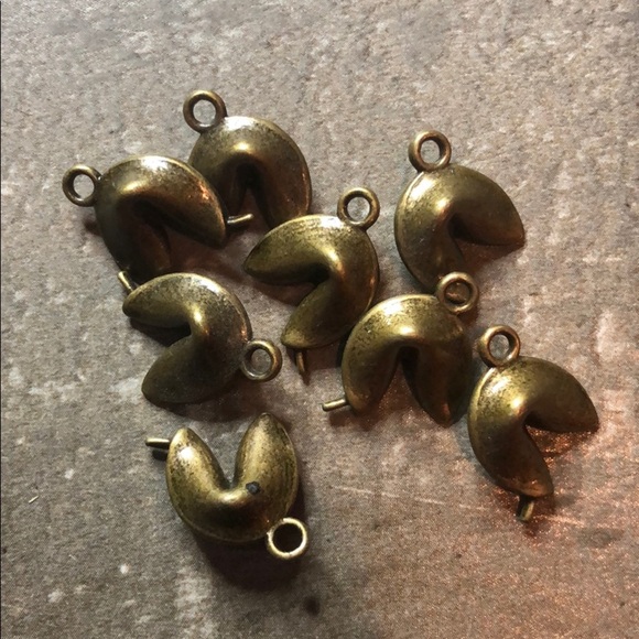Jewelry - 8 fortune cookie charms